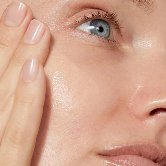 OMOROVICZA Even Tone 30 ml- rozjaśniające serum na przebarwienia z mikroalgami bursztynowymi