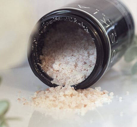 OSKIA Moon Salts 500g - uspokajające i nawilżające sole do kąpieli