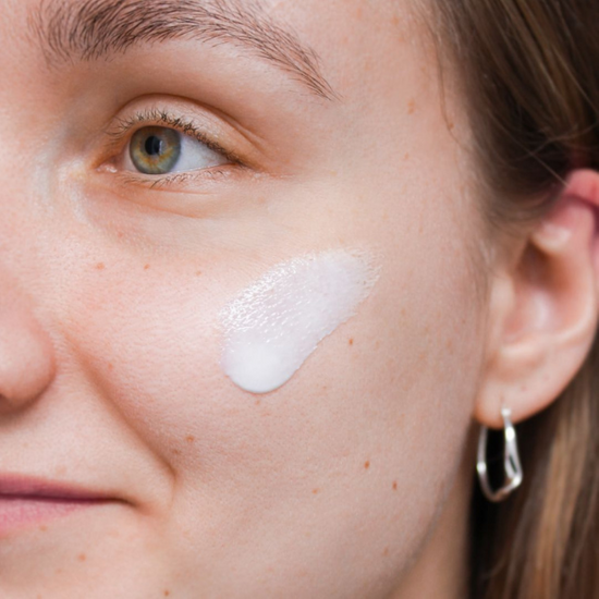 NUORI  The One Kit 30ml - pianka Vital Foaming Cleanser 100ml +  cudowny krem z kwasem hialuronowym,  wit.C, niacinamidem i bakuchiolem 