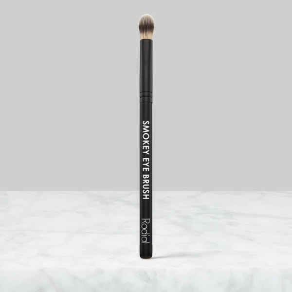 RODIAL Smokey Eye Brush - pędzel do aplikacji cieni